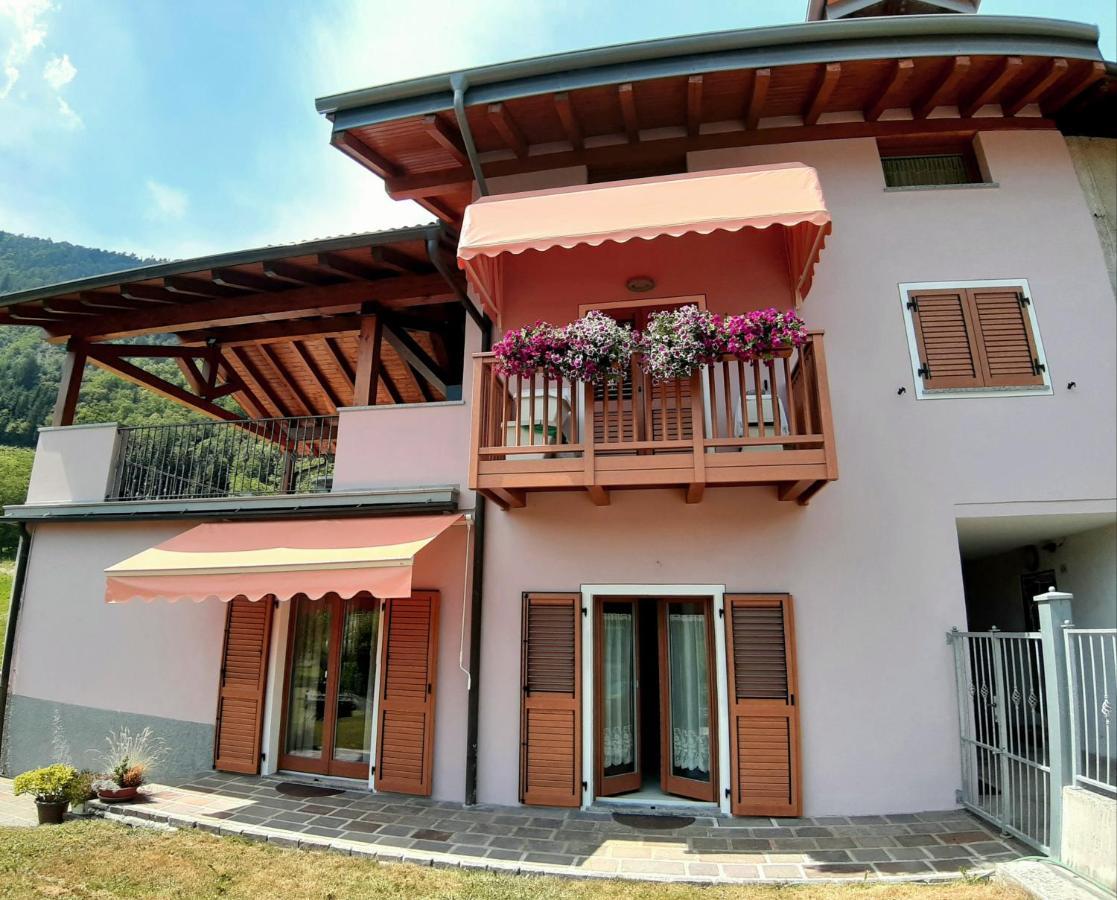 Casa Vacanze Cillà Comano Terme Exterior foto