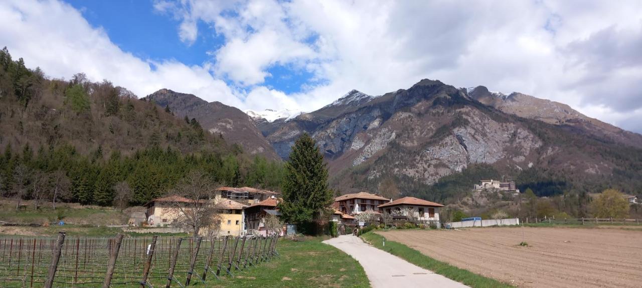 Casa Vacanze Cillà Comano Terme Exterior foto